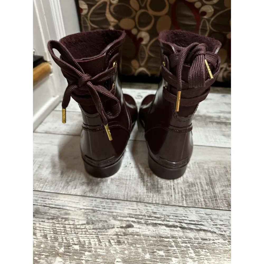 MICHAEL MICHAEL KORS Size 8 Larson Burgundy Back Tie Rainboots